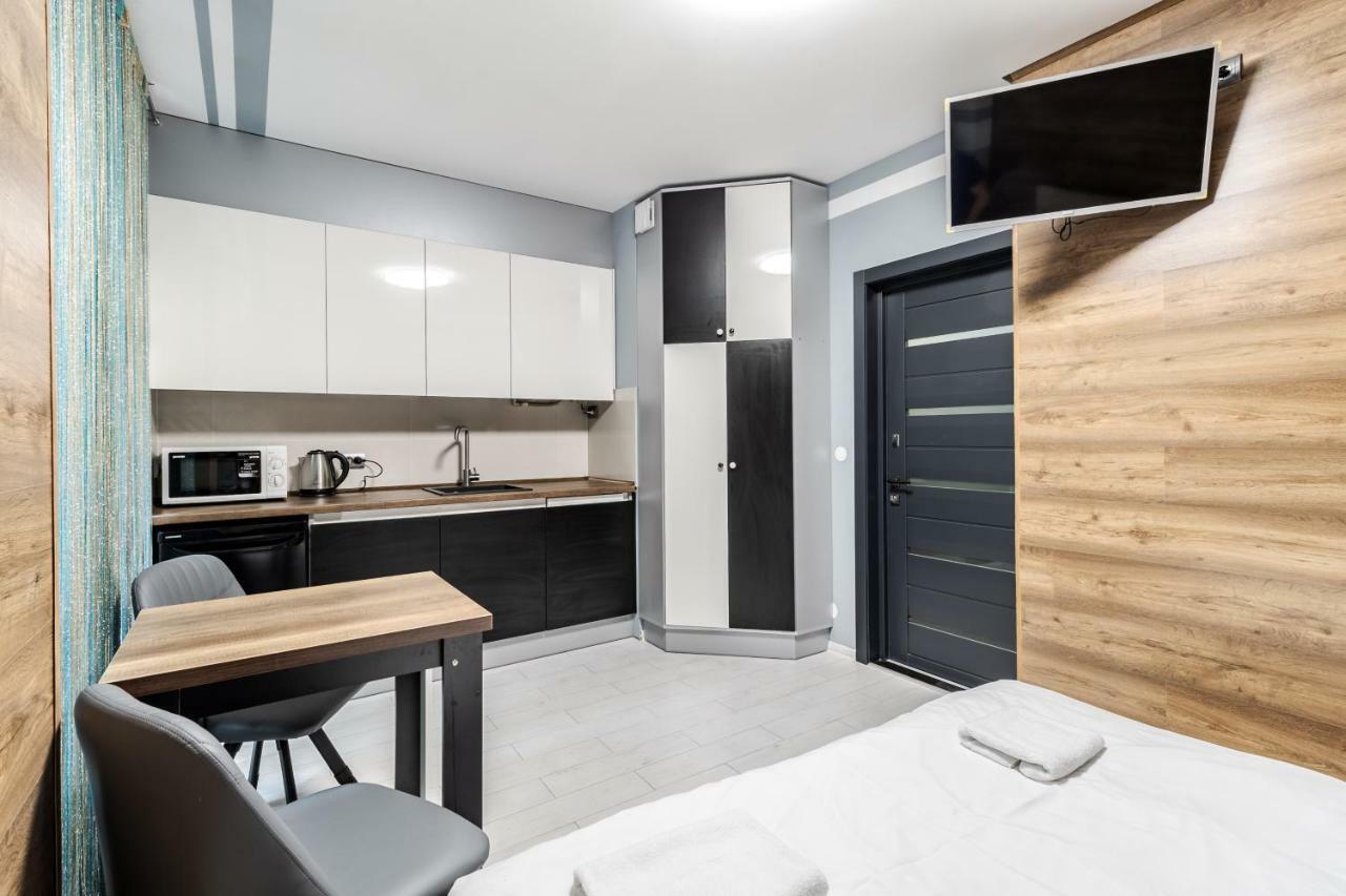 Balabana Red Apartment Lviv Exterior photo